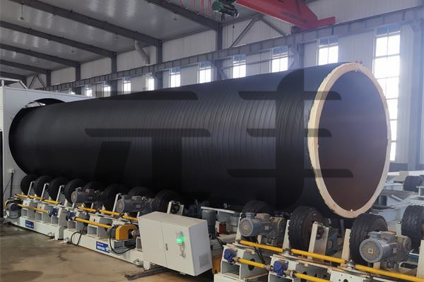 聚氨酯噴涂聚乙烯纏繞保溫管 聚氨酯噴涂聚乙烯纏繞保溫管